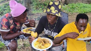 Jamaican Curry Chicken Back with Pumpkin Dumpling Ground GodPatssy Bwoy amp Nick Vlogs tv Checked in [upl. by Yltsew192]