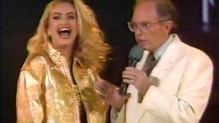 Paulina Rubio  debut solista en Siempre en Domingo 1992 [upl. by Naima962]