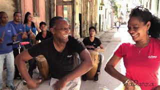 RUMBA GUAGUANCO quotCalle Damas 713quot ► VIADANZA CUBA 2020 ► VIDEO CLIP IN OLD HAVANA [upl. by Shaughnessy]