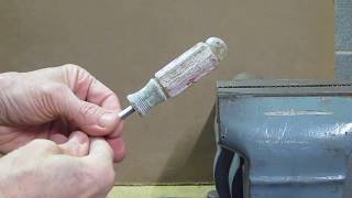 How to clean screwdriver handle in 1 minute [upl. by Yeliac]