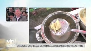 RECETTE  Spaetzle quenelles de farine alsaciennes et cervelas frits [upl. by Notsae]