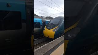 Transpennine Express train at Oxenholme 397010 [upl. by Ernestus]