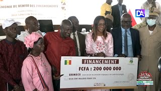 PMEMicrofinance  200 millions de FCFA décaissés pour le refinancement pour 6 caisses de URMECS [upl. by Hgielac]