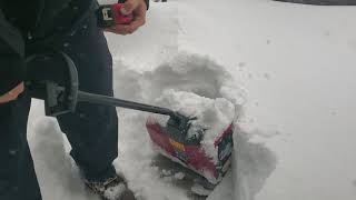 Toro 60v Battery Power Shovel Tackles 1 Foot of Snow [upl. by Nicholl]