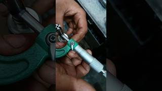 How to use a micrometerautomobile shortvideo mechancial shorts [upl. by Hughmanick171]