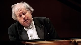 Grigory Sokolov plays Chopin  Piano Concerto No 1 1996 [upl. by Arabrab957]