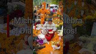 Michoacán  Habitantes de Pátzcuaro celebran así el DíaDeMuertos 💀 [upl. by Howey]