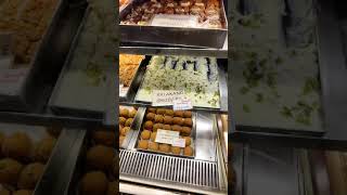 दिल्ली 6 की फेमस मिठाई नमकीन की दुकान  कंवरजी  Delhi 6s Famous Sweets Namkeen Shop  Kanwarji [upl. by Elora]