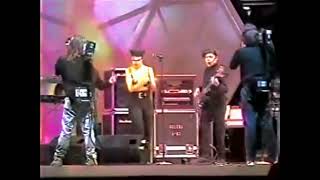 Selena  Baila Esta Cumbia Live From Astrodome 1993 Rare Angles [upl. by Garibull]