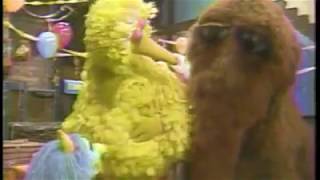 Classic Sesame Street  Mona Wants to Meet Mr Snuffleupagus [upl. by Eeclehc]