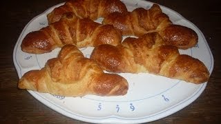 Croissant  Comment faire des croissants maison [upl. by Nahsab508]