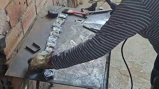 Como fabricar Bases o ruedas giratorias para madera redonda con soldadura welding metal [upl. by Harbard383]