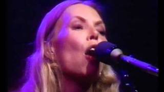 joni mitchell  help me live in london 1974 HQ [upl. by Ydnarb]