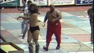 WWC Bruiser Brody vs Abdullah The Butcher [upl. by Iman]