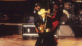 Dwight Yoakam  Fast As You Live  38th Grammy Awards 1996 [upl. by Nirda]