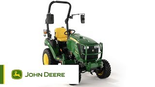 Trattore compatto John Deere 2026R [upl. by Leirrad911]