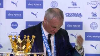 Leicester players soak Claudio Ranieri amp journalists in champagne [upl. by Rramo]