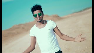 Merhawi Tewelde  Hakala  ሓቃላ  New Eritrean Music 2019 [upl. by Wyler]