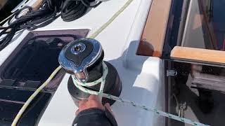 How To Unfurl amp Furl in the Main Sail on a Sailboat By Ian Van Tuyl [upl. by Eleanore]