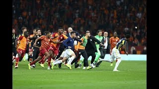 Galatasaray v Fenerbahce Players Fight After Derby  02112018 [upl. by Anilad]