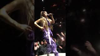 Ariana grande Emotional goodnight and goFRONT ROW VIEW sweetener tour MontréalQcApril1st [upl. by Elliott]