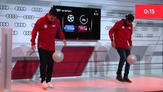 Messi vs Neymar juggling the ball  wwwwelobacom [upl. by Dlareme]