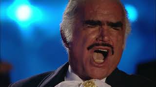 Vicente Fernández cantando quotAcá Entre Nosquot sin micrófono [upl. by Magnuson]