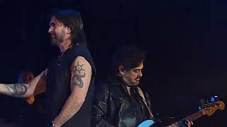 PLATA  Juanes Live Chile 290924 [upl. by Refenej]