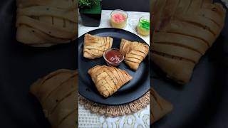 Viral Samosa Recipe  samosa food streetfood youtubeshorts shorts snacks [upl. by Lleznov70]