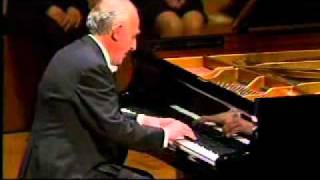 Chopin  Notturno Op27 nr 2  Maurizio Pollini [upl. by Nairadal]