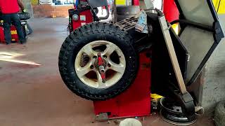 GRIPMAX MUD RAGE MT TIRE REVIEW TEST SUZUKI VITARA 16 JLX EXCLUSIVE OFFROAD MUD 1958015 [upl. by Sola850]