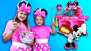 Minnie Mouse Kitchen Kids Pretend Play Baking with Happy Birthday Cake amp Food Toys [upl. by Ynavoj]