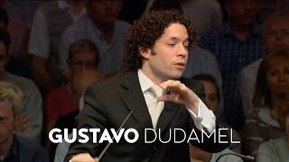 Gustavo Dudamel  Shostakovich Symphony No 10 BBC Proms 2007 [upl. by Aihtenyc498]