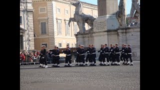 ローマ・イタリア大統領官邸の衛兵交代式 Changing the Guard at Rome Italian Presidential Palace [upl. by Barna]