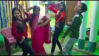 Nadiya ke biche jaise Naiya Dole aashi mor saiya Dole ho bhojpuri song party short video [upl. by Borchert]