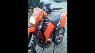 KTM EGS 200 [upl. by Ladnor]