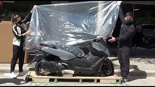 unboxing the new 2021 SYM MAXSYM 400 scooter euro 5 [upl. by Partridge]