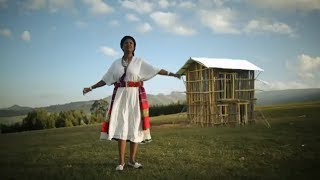 Hot New Ethiopian Traditional Music 2014 Emebet Negasi  Senda Bel [upl. by Sinclair724]