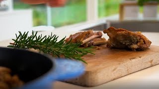 Confit de canard  Saftig og smakfull and  I samarbeid med FoodTV [upl. by Anec746]