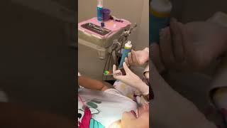 Clarinha levou o gel dental da carmed para dentista vê e olha o que ela disse 😨 [upl. by Hoover]