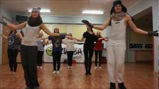 MERRY CHRISTMAS EVERYONE  Shakin Stevens  ZUMBA fitness [upl. by Goldarina]