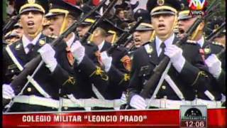 Brillante presentación del Colegio Militar Leoncio Prado en Desfile Militar [upl. by Phalan]