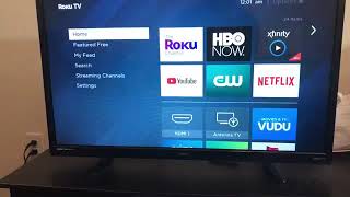 How to pair Roku remote to Roku Tv [upl. by Gage]