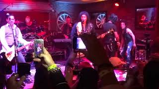 Gene Simmons amp Johnny Depp perform Deuce with Matt Starr Gilby Clarke Nuno Bettencourt [upl. by Alvera444]