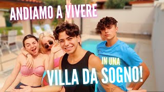 Io e i miei AMICI andiamo a vivere in una VILLA DA SOGNO con piscina  Luciano Spinelli [upl. by Ecnaled]