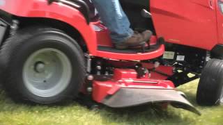 Simplicity® Tractor Feature Automatic Traction [upl. by Nikoletta]