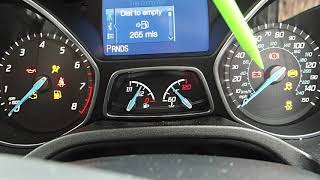 Checking dashboard warning lights in the Ford Focus Automatic car [upl. by Edy439]