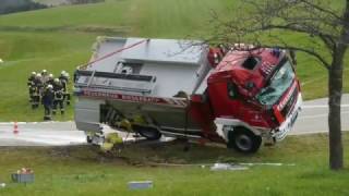 MASSIVER BULLHORN amp PRESSLUFT EINSATZ Feuerwehr BF FrankfurtMain HD [upl. by Nodnelg460]