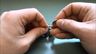 How To Open A Keyring EASILY With A Coin [upl. by Bresee]