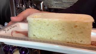 2 minutes Keto Bread Almond Flour Bread Low Carb Bread خبز الكيتو السريع [upl. by Cara976]